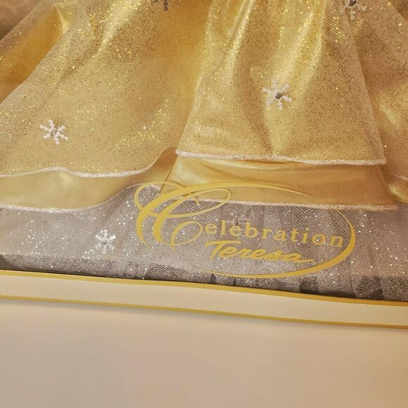 2000 Teresa Barbie Holiday Celebration Doll Y2K Vintage NEW Mattel 29081 - Picture 4 of 7